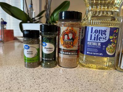 VEGETABLE OIL, SPICES AND HERBS