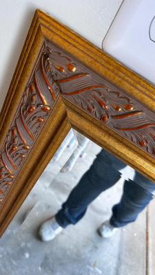 30x36 DECORATIVE WALL MIRROR