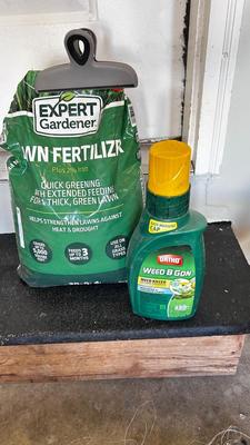 EXPERT GARDENER LAWN FERTILIZER AND ORTHO WEED BE GONE
