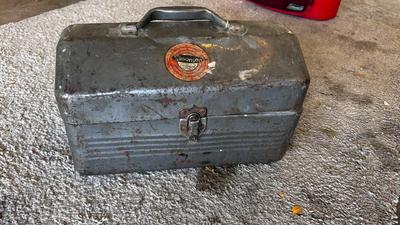 VTG STEEL TOOL BOX, A VARIETY OF END WRENCHES NEW ELECTRIC SCREWDRIVER