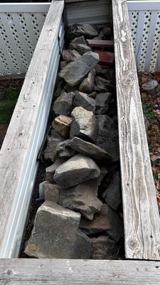 2 - 3 TONS LANDSCAPING/RIVER ROCK