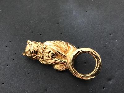 Avon Vintage Car Brooch