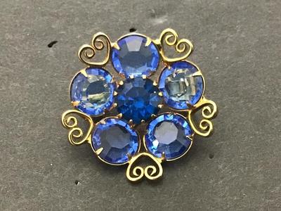 Heart Rhinestone Brooch