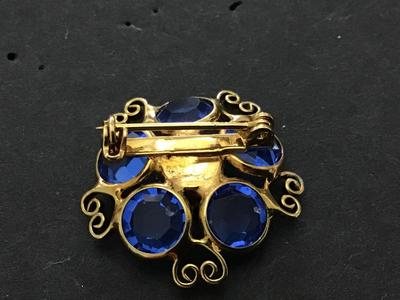 Heart Rhinestone Brooch