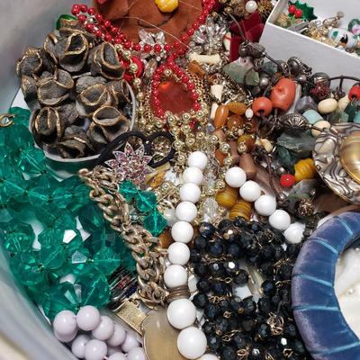 Sale Photo Thumbnail #425