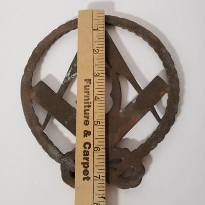 LOT 266: Vintage Brass Masonic Wall Plaque