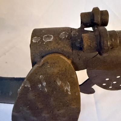 Dachshund Metal Art Statue (LR-BM)