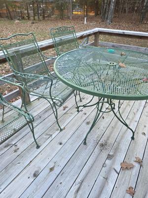 Outdoor table & chairs