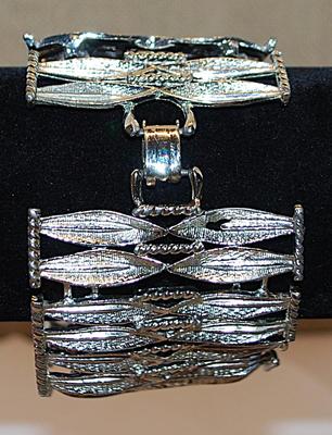 Segmented Bright Silver Colored BRACELET (2" Opening) with Solid Snap-Close Clasp