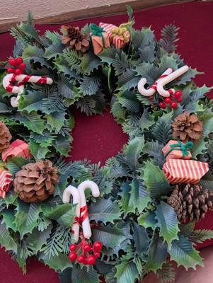 Large lot of vintage Christmas decorations.