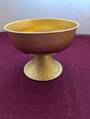 Large lot of vintage Christmas decorations.