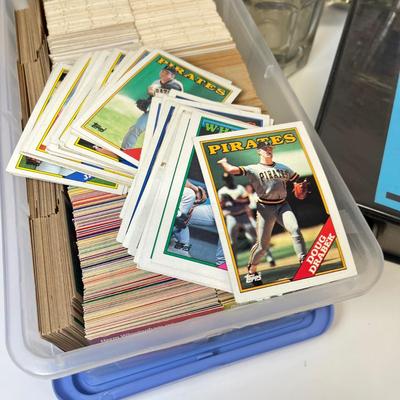 LOT 199: Large Collection of Baseball Cards and More
