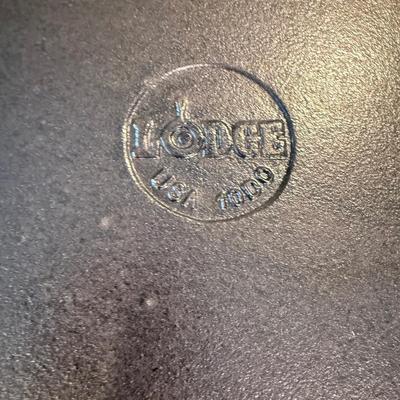 Lodge Cast Iron Dutch Oven (KN-BM)