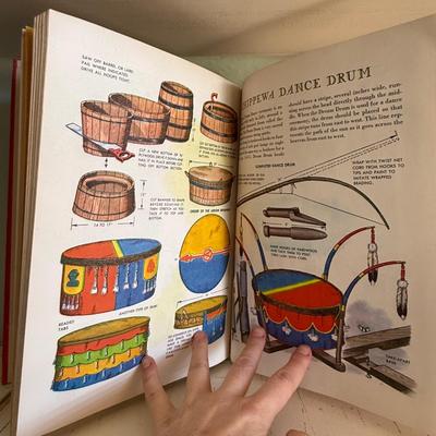 Vintage Children’s Books incl. Golden Book Sets, Happy Hollisters, & More (B3-HS)