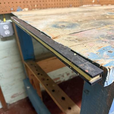 Workbench with Wilton Vise & Pegboard (BS2-HS)