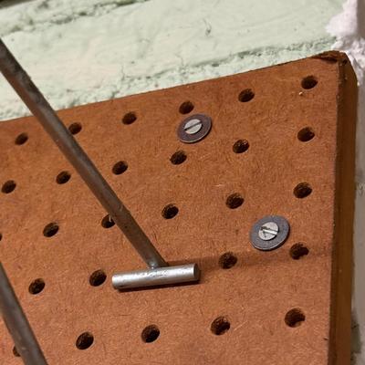 Workbench with Wilton Vise & Pegboard (BS2-HS)
