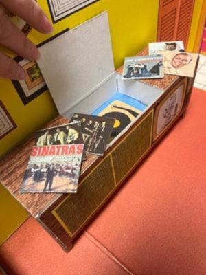 Sale Photo Thumbnail #390: Cool Retro Barbie Dream House