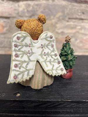 Sale Photo Thumbnail #489: From the Teddy Angels series. Katie, Carolyn and June, all with original boxes