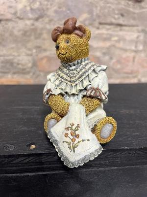 Sale Photo Thumbnail #512: From the Victorian Teddies series, Yvonne and Georgia (no box)
