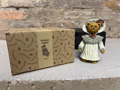 Sale Photo Thumbnail #514: From the Victorian Teddies series, Yvonne and Georgia (no box)