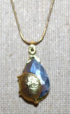 Large Green Glass Decorated Teardrop REVERSIBLE PENDANT NECKLACE with Cord Necklace Chain and Lobster Clasp 16" L