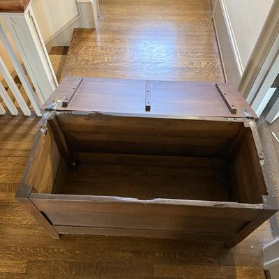 Wooden Trunk (B1-BM)