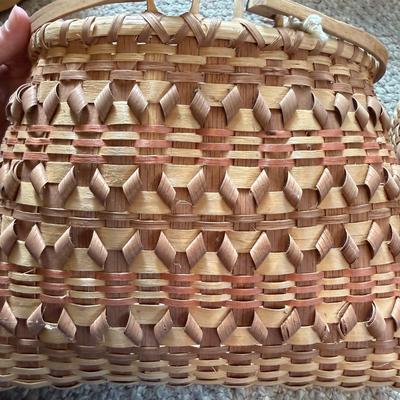 Collection of Specialty Baskets (B2-BM)