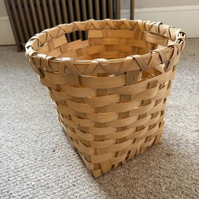 Collection of Specialty Baskets (B2-BM)