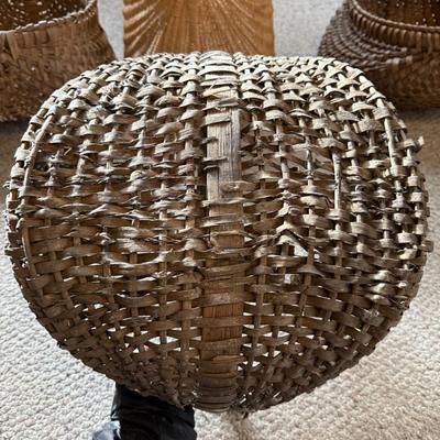 Traditional Folk Art Buttocks Baskets (B3-BM)