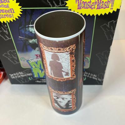 LOT 41: Spooky Collection - Monster Mash Animated Toy and More