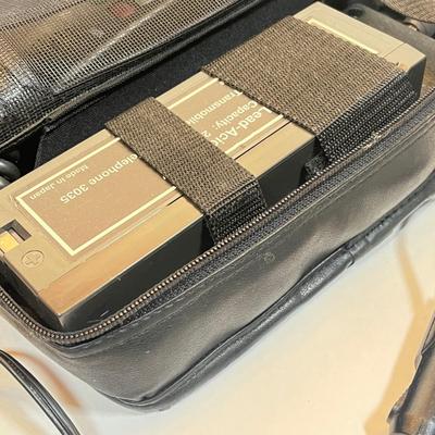 LOT 44: Vintage Mobile Phone - AT&T 3035