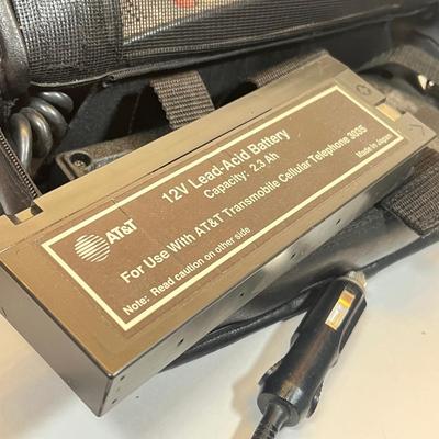 LOT 44: Vintage Mobile Phone - AT&T 3035