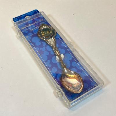 LOT 45: Vintage Disney and More - Puzzles, Books, Glasses