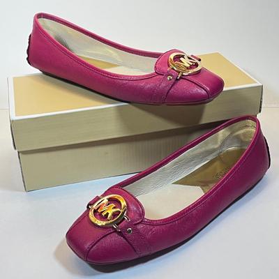 LOT 47: Alexandra Miranda Purse and Michael Kors Shoes