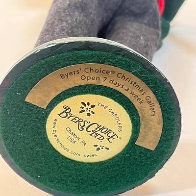 LOT 49: Byers Choice Carolers and Lantern