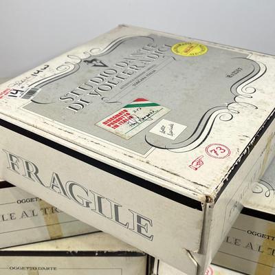 LOT 57: Studio Dante di Volteradici Plates