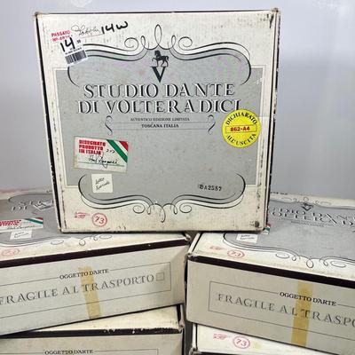 LOT 57: Studio Dante di Volteradici Plates