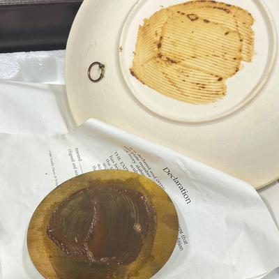 LOT 57: Studio Dante di Volteradici Plates