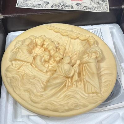 LOT 57: Studio Dante di Volteradici Plates