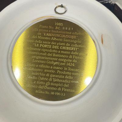 LOT 57: Studio Dante di Volteradici Plates