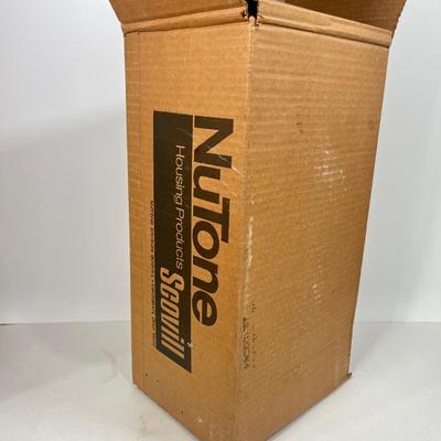 LOT 59: Home Hardware - Doorbell, Thermostat and More