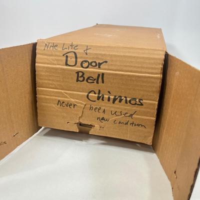 LOT 59: Home Hardware - Doorbell, Thermostat and More