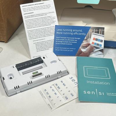 LOT 59: Home Hardware - Doorbell, Thermostat and More