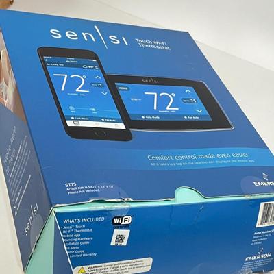 LOT 59: Home Hardware - Doorbell, Thermostat and More