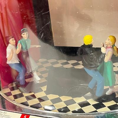 LOT 68: Vintage Posin' Picture Perfect Doll and Mr. Christmas Jukebox Rock