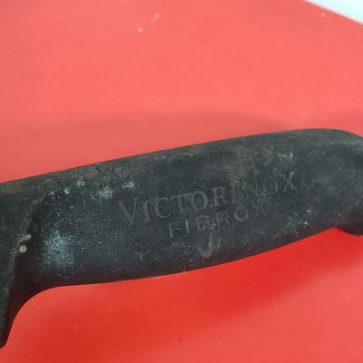 LOT 127: Set of Rosewood Rogers Cutlery & Sheffield English Cutlery with Forschner Knife