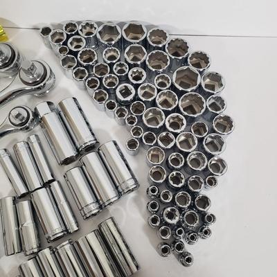 Sale Photo Thumbnail #351