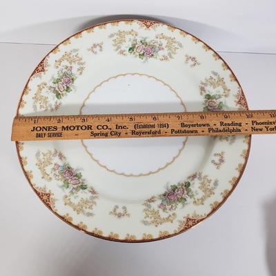 LOT 140: Cardinal Pattern China Set by Noritake