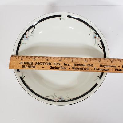 LOT 151: Sango Regency Collection Mansfield China Set