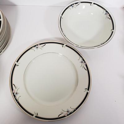 LOT 151: Sango Regency Collection Mansfield China Set